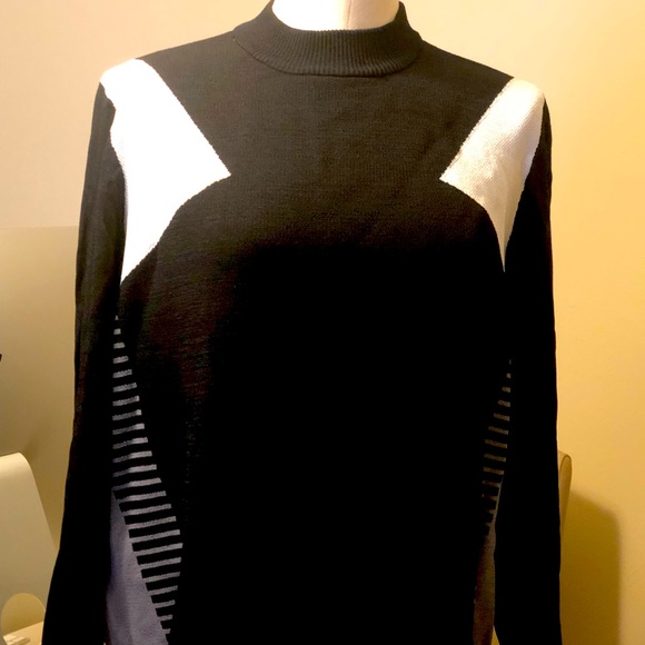 Lane Bryant Sweaters - Lane Bryant ladies color block sweater